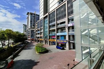 Queensville, Taman Tasik Permaisuri