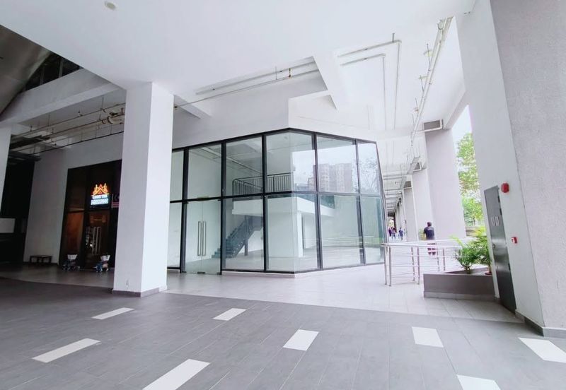 Queensville, Taman Tasik Permaisuri