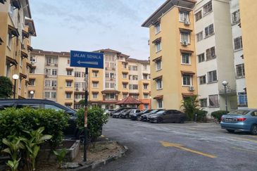 Semarak Apartment