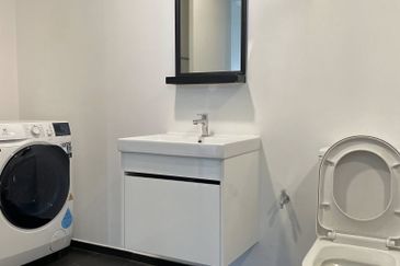 UNA Serviced Apartment