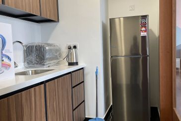 UNA Serviced Apartment