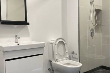 UNA Serviced Apartment