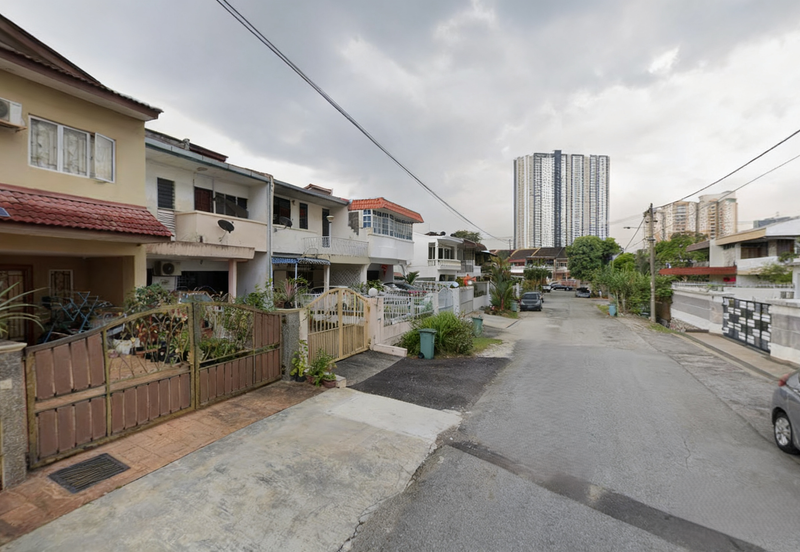 Happy Garden (Taman Gembira)