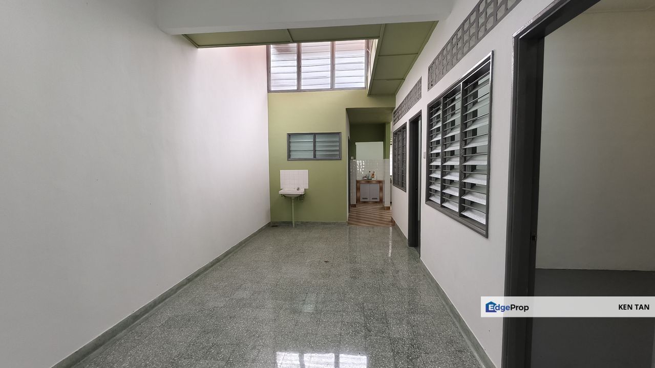 Single Storey Taman Ehsan Kepong with New Renovated For Sale, Selangor, Kepong