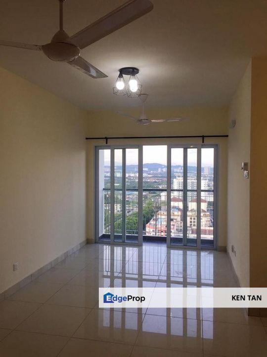 Koi Suites Condo Puchong 2+1 R Partly Furnished for Sale, Selangor, Puchong