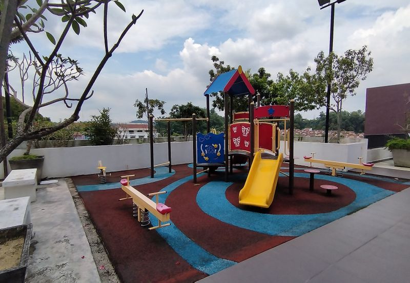 Galleria 2 @ Equine Park