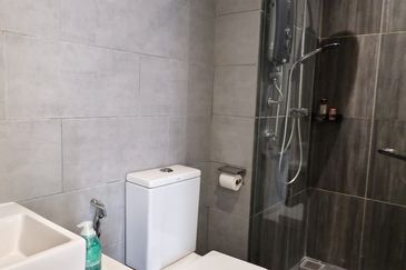 Meta Residence @ Meta City