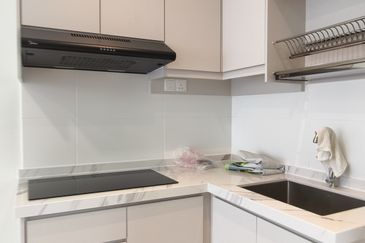 Meta Residence @ Meta City