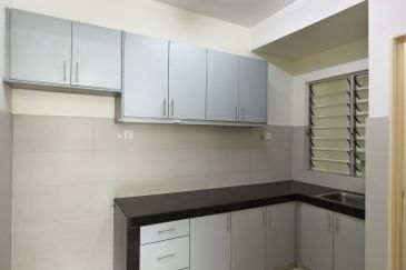 Hijauan Puteri Condominiums