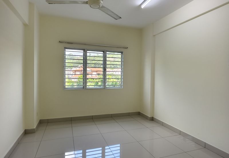 Hijauan Puteri Condominiums