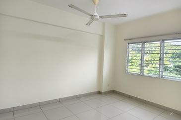 Hijauan Puteri Condominiums