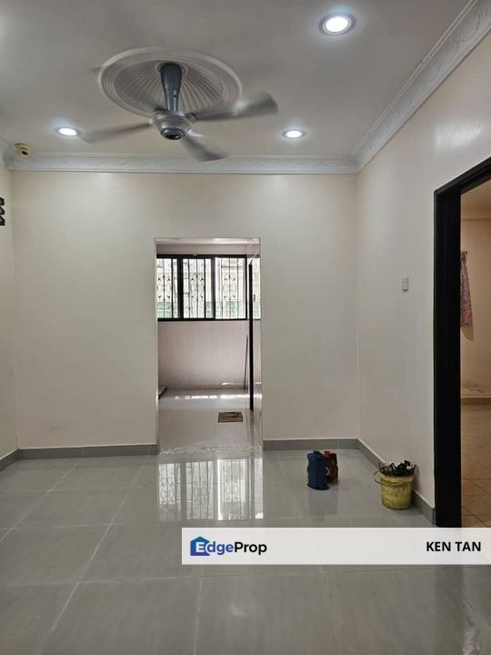 3 Storey House Mahkota Cheras Sek 3 for Sale, Selangor, Cheras