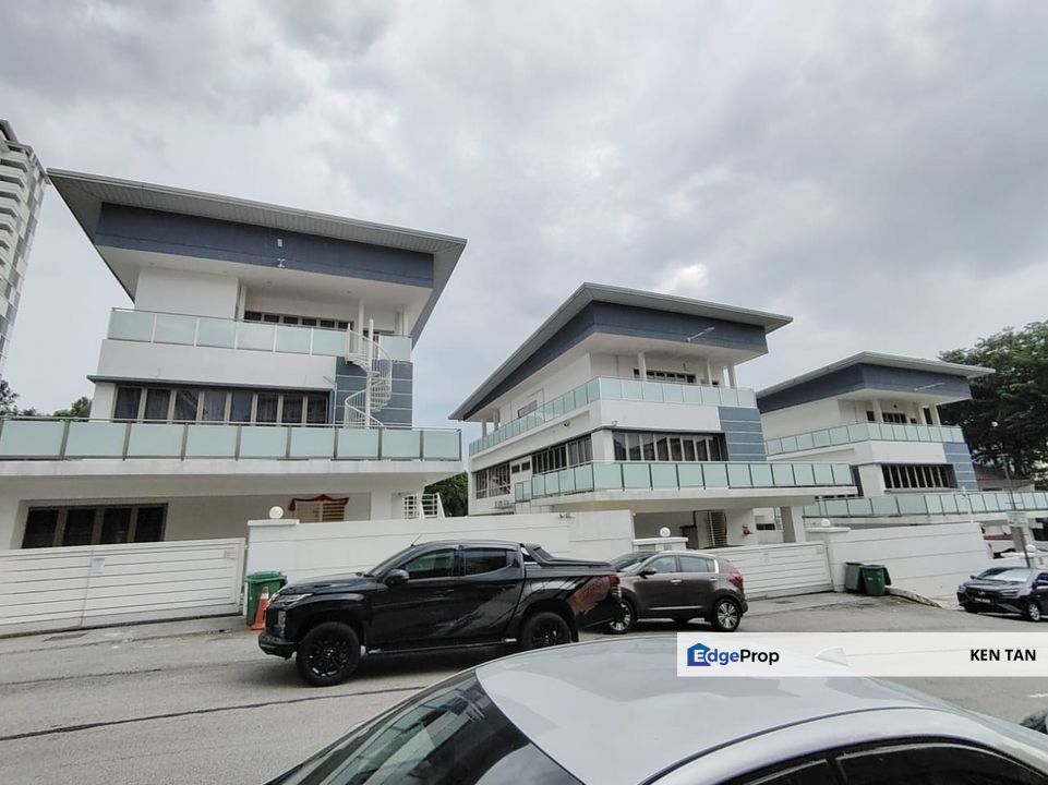 Taman Salak South 3 Storey Bungalow with Lift for Sale, Kuala Lumpur, Salak Selatan