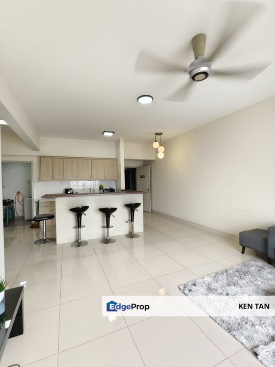 Setiawalk Puchong R2 partly furnished for Sale, Selangor, Puchong