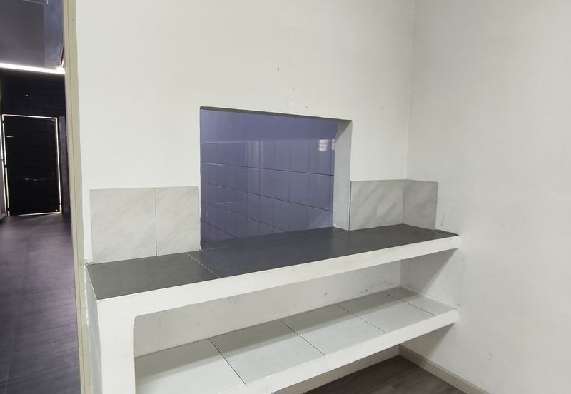 𝗦𝗦𝟯 𝗣𝗝 𝗦𝗵𝗼𝗽𝗹𝗼𝘁 Ground Floor  for RENT