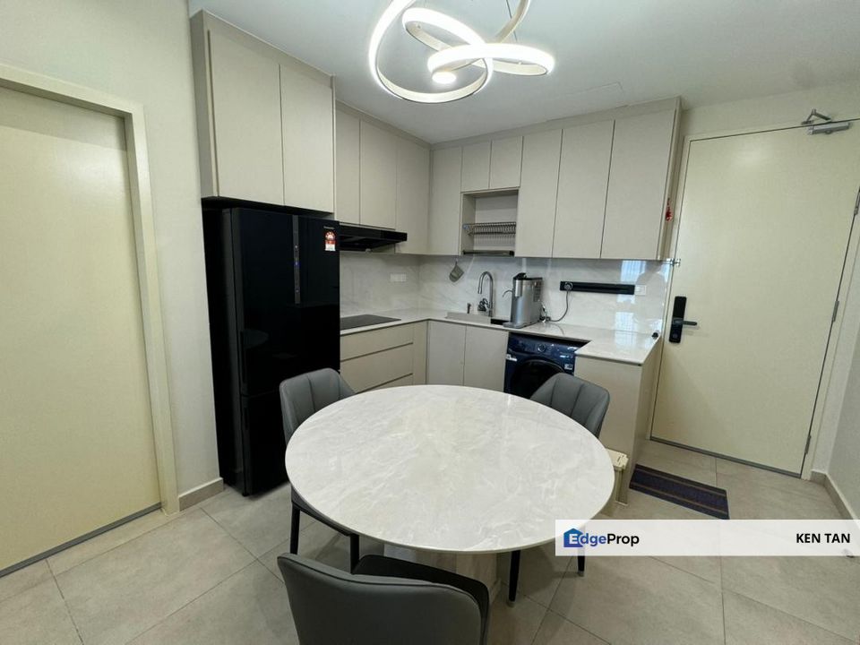Meta City 2 + 1 Room Fully Reno for Sale, Selangor, Seri Kembangan