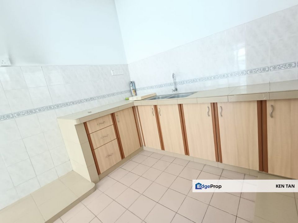 Bandar Puteri Sri Alpinia Apartment Freehold Renovated for Sale , Selangor, Bandar Puteri Puchong