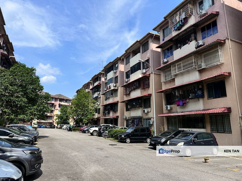 Pangsapuri Putra Impian Walk Out Apartment for Sale, Selangor, Seri Kembangan