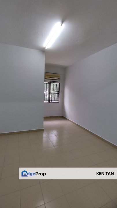 Bukit OUG townhouse lower unit Partly Furnished for rent, Kuala Lumpur, Bukit Jalil