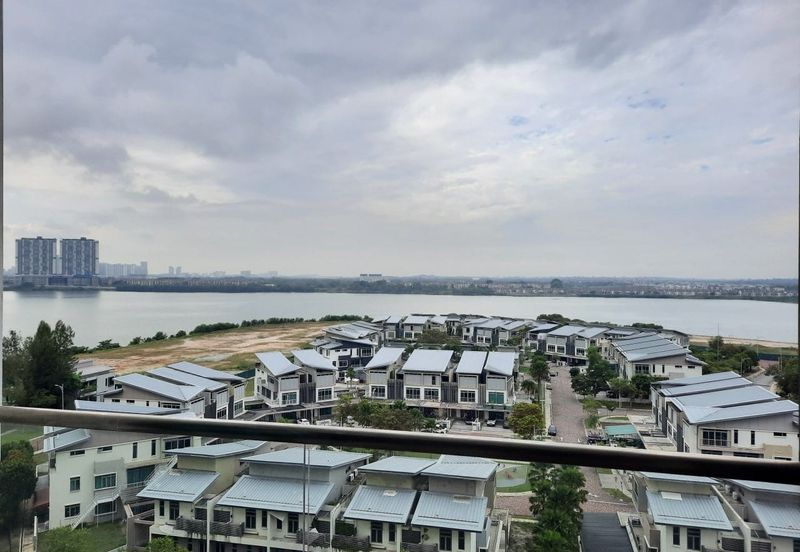 Skyvilla, D Island Residence