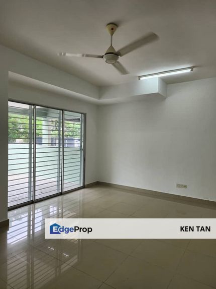 2 Storey Taman Lestari Putra Jalan LEP 1 for Sale, Selangor, Seri Kembangan