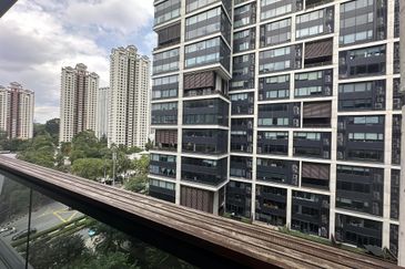 Arcoris Residences