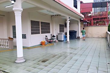 Happy Garden (Taman Gembira)