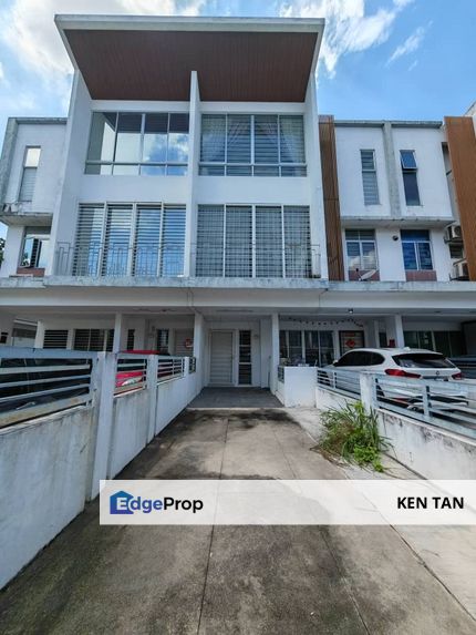 Cascadia Lake VIsta Upper Unit Puchong for Sale, Selangor, Puchong