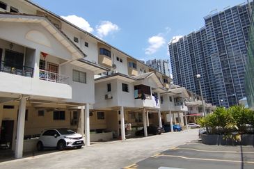 Sri Lata (Waterfall Tarrace)