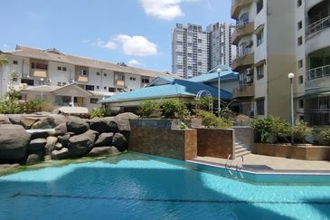 Sri Lata (Waterfall Tarrace)