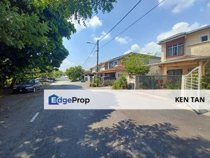 Taman Lestari Putra ( LEP 6) Double Storey House to Sale, Selangor, Seri Kembangan