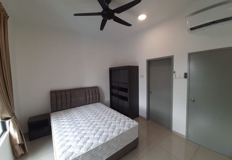 B11 Parkland Residence