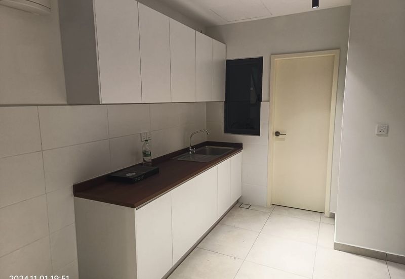 Meta Residence @ Meta City