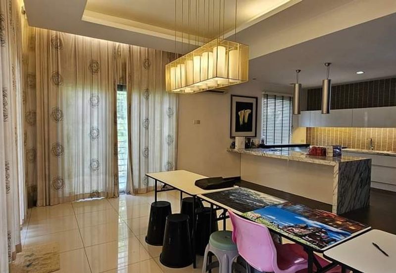 Tiara Hills, Taman Taynton View