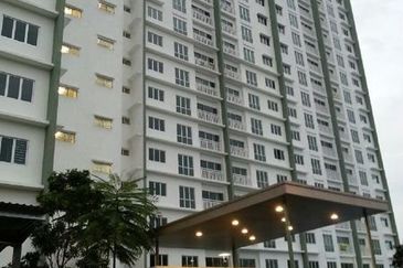 Hijauan Puteri Condominiums