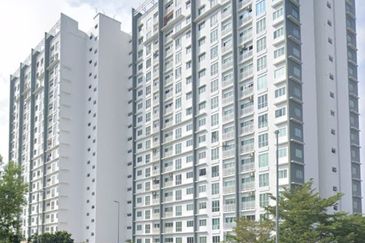Hijauan Puteri Condominiums