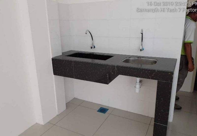 Kawasan Perindustrian Hi Tech 7