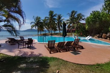 THE OCEAN RESIDENCE RESORT AND HOTEL