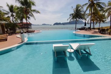 THE OCEAN RESIDENCE RESORT AND HOTEL