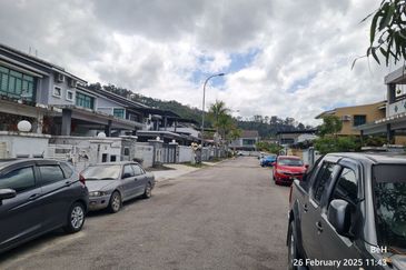 Taman Bukit Jelutong