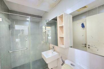 Oxford Tower @ Garden Plaza