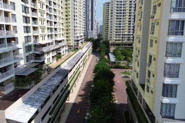 Platinum Mondrian (Pv128)