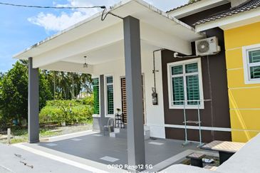Semi D Setingkat [Rumah Cantik, Fully Furnished] 