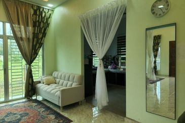 Semi D Setingkat [Rumah Cantik, Fully Furnished] 