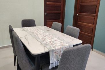 Semi D Setingkat [Rumah Cantik, Fully Furnished] 