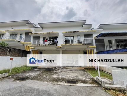 Taman Behrang Jati [nearby Proton City)] , Perak, Behrang Stesen