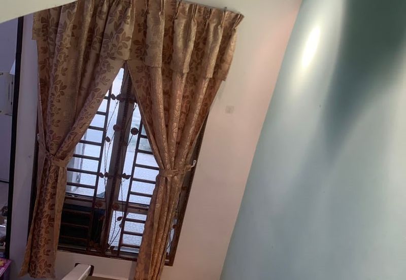 Kota Puteri, Batu Arang