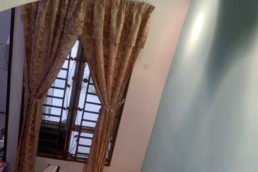 Kota Puteri, Batu Arang