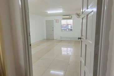 Seksyen 18, Shah Alam