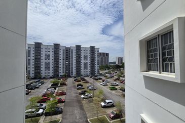 Seri Intan Apartments @ Setia Alam